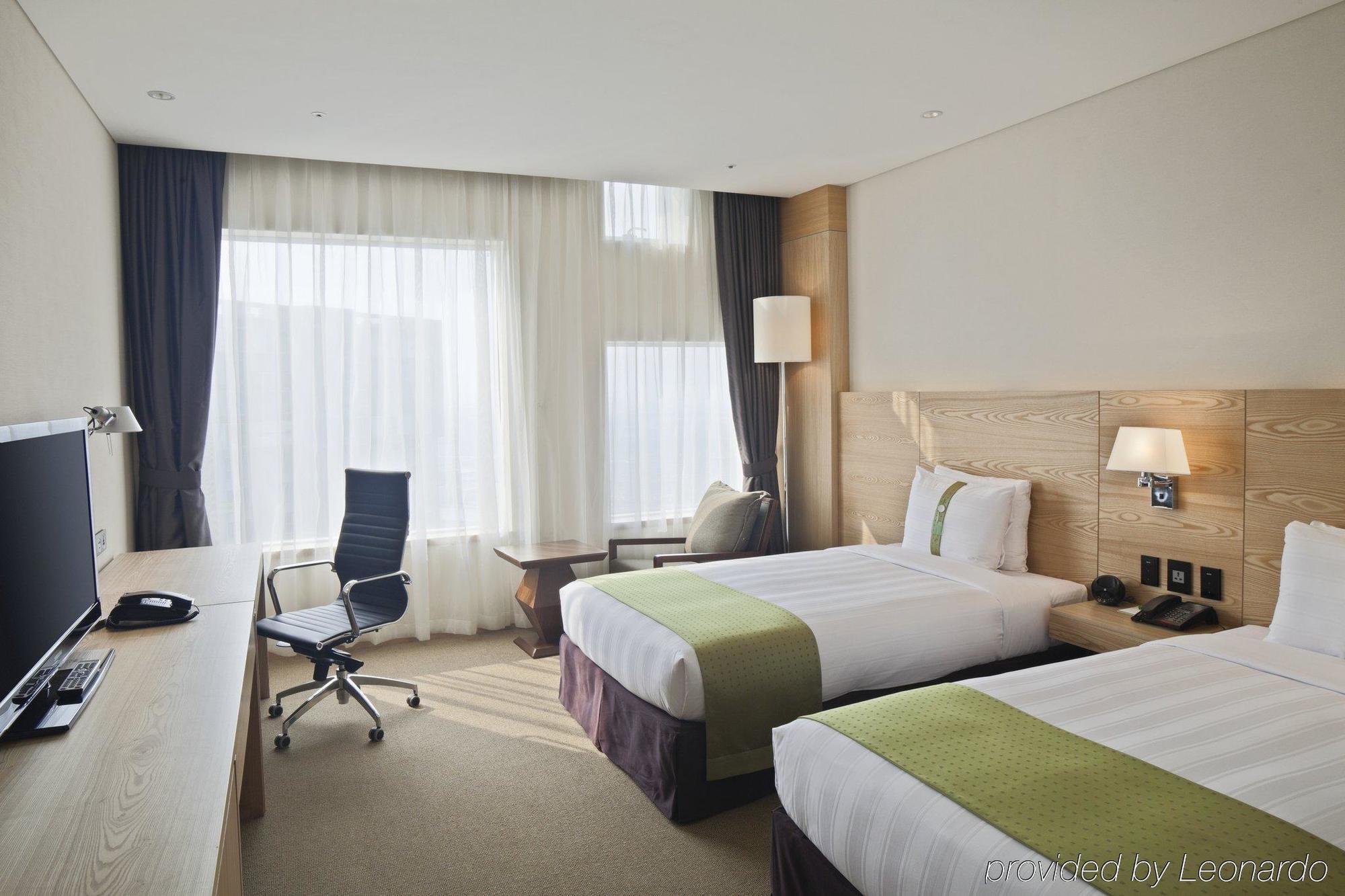 Hotel Ramada Plaza By Wyndham Gwangju Gwangju Metropolitan City Exterior foto